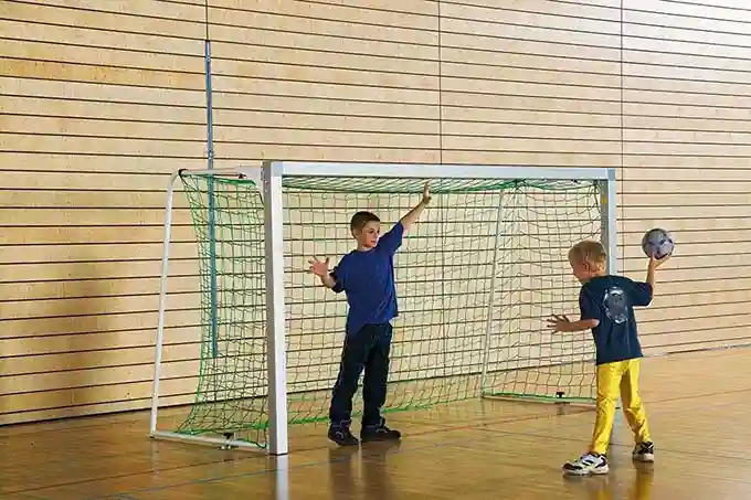 Hentbol Kalesi ve Hentbol Sahası
