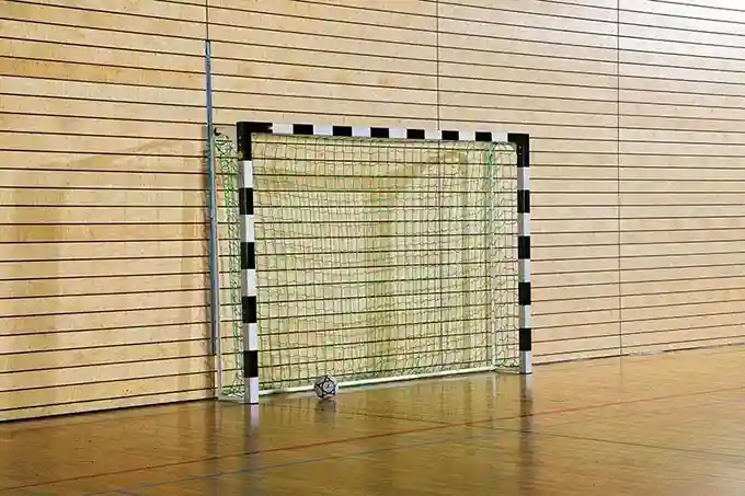 Hentbol Kalesi ve Hentbol Sahası